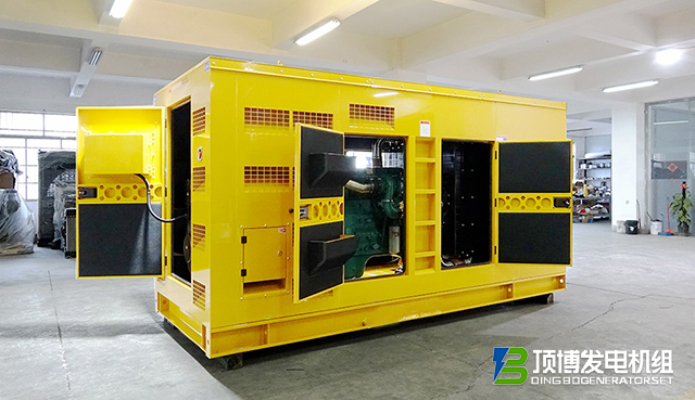 400kw康明斯-側面圖-開門-高清 拷貝